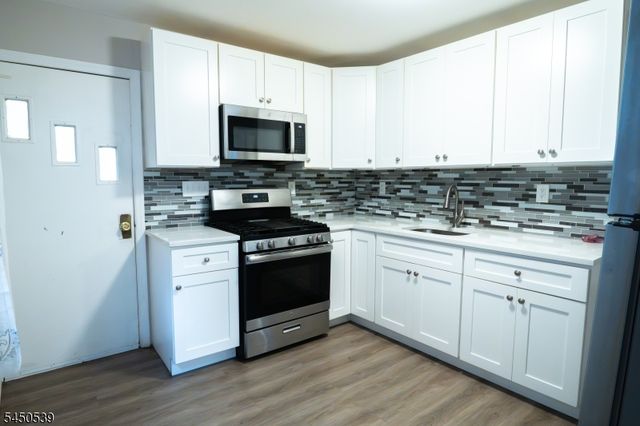 213 Amity St 3, Elizabeth City, NJ 07202