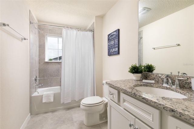 7376 OAKMOSS LOOP, Davenport, FL 33837