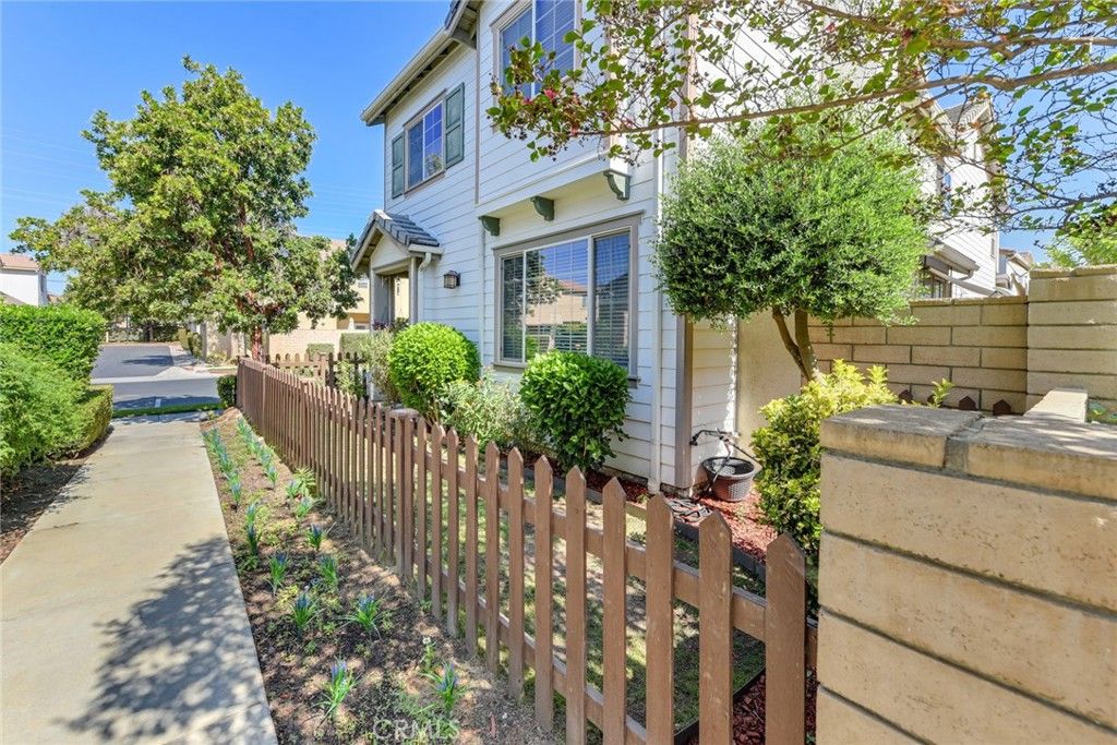 450 Merced Court, Corona, CA 92878 — photo 3