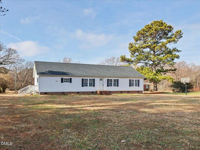 523 County Line Road, Manson, NC 27553
