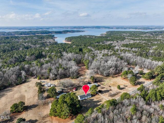 523 County Line Road, Manson, NC 27553