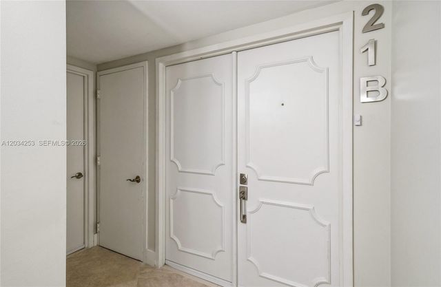 936 Intracoastal Dr 21B, Fort Lauderdale, FL 33304