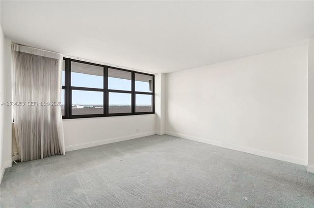 936 Intracoastal Dr 21B, Fort Lauderdale, FL 33304