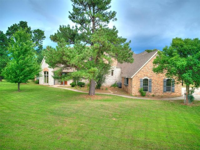 501 Willow Drive, Choctaw, OK 73020