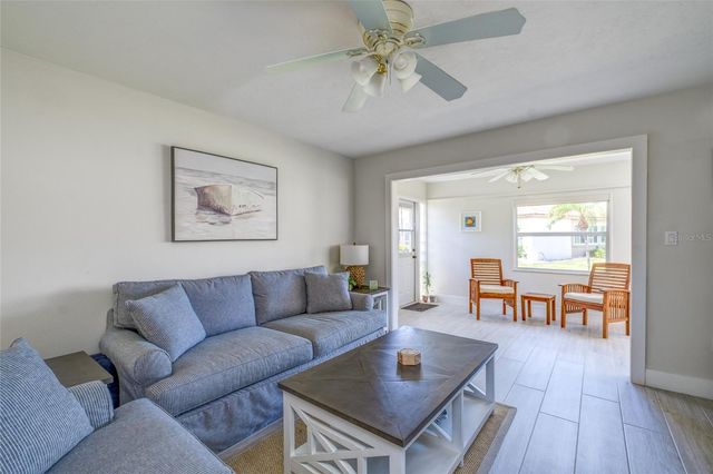 161 VISTA HERMOSA CIRCLE 26A, Sarasota, FL 34242
