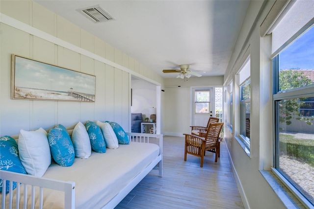 161 VISTA HERMOSA CIRCLE 26A, Sarasota, FL 34242