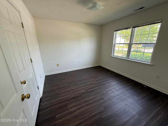 101 Courtyard E, Beaufort, NC 28516