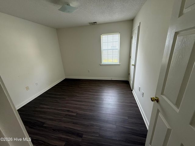 101 Courtyard E, Beaufort, NC 28516