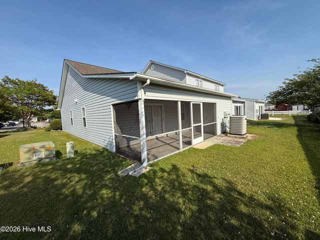 101 Courtyard E, Beaufort, NC 28516