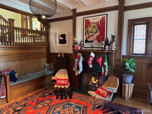 4550 Pershing Place, St Louis, MO 63108