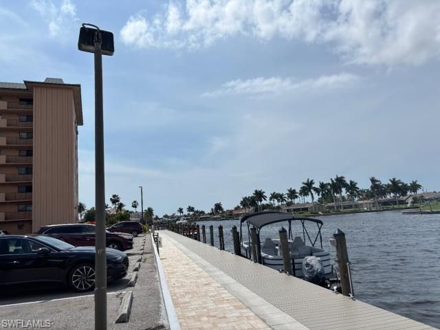 4260 20th PL 205, Cape Coral, FL 33904
