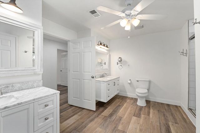 15800 County Road 4009, Mabank, TX 75147