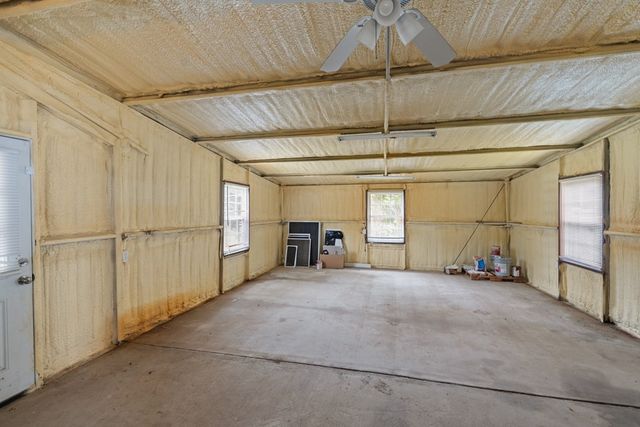 15800 County Road 4009, Mabank, TX 75147