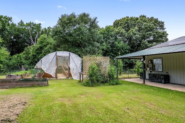 15800 County Road 4009, Mabank, TX 75147