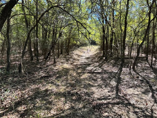 3711 Bob White Court, Granbury, TX 76049