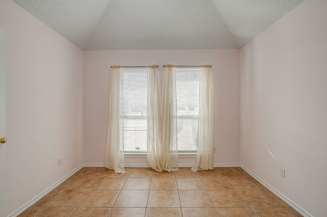 6003 Blue Mesa Drive, Arlington, TX 76017