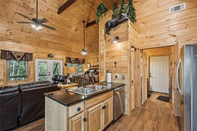 491 Old Parker Terrace, Ellijay, GA 30536