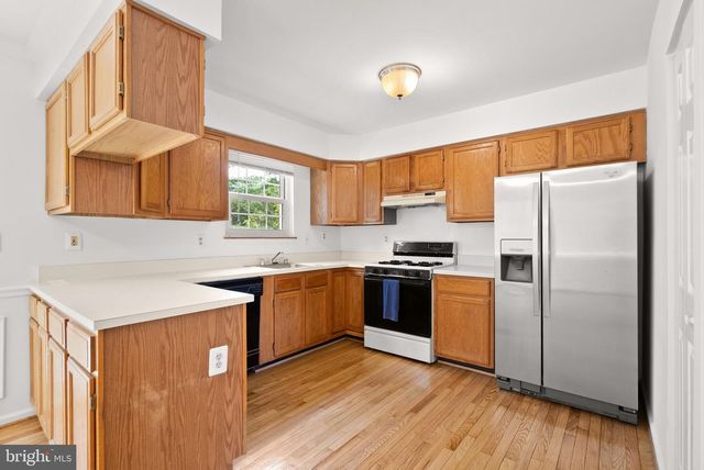 7369 RHONDDA DR, Lorton, VA 22079