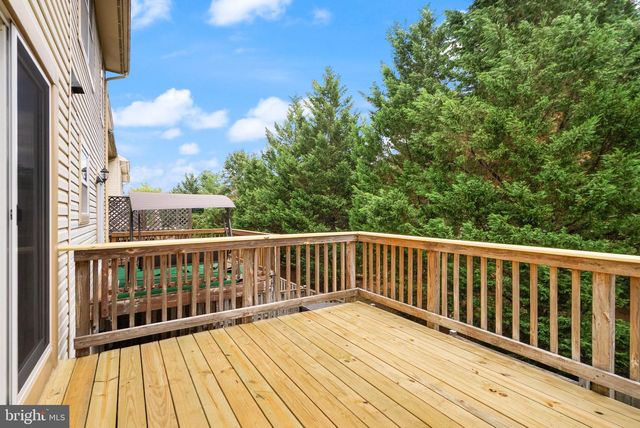 7369 RHONDDA DR, Lorton, VA 22079
