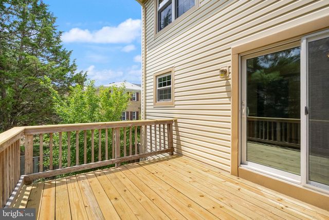 7369 RHONDDA DR, Lorton, VA 22079