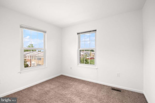 7369 RHONDDA DR, Lorton, VA 22079