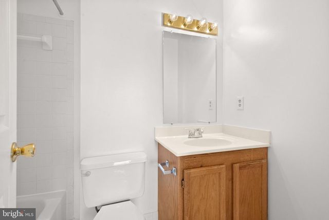 7369 RHONDDA DR, Lorton, VA 22079