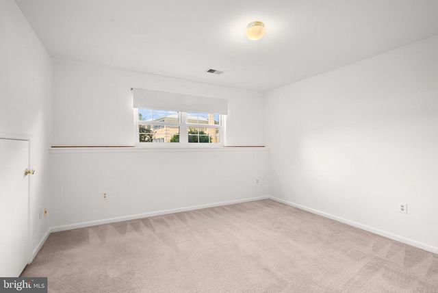 7369 RHONDDA DR, Lorton, VA 22079