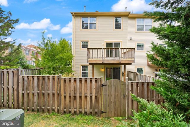 7369 RHONDDA DR, Lorton, VA 22079
