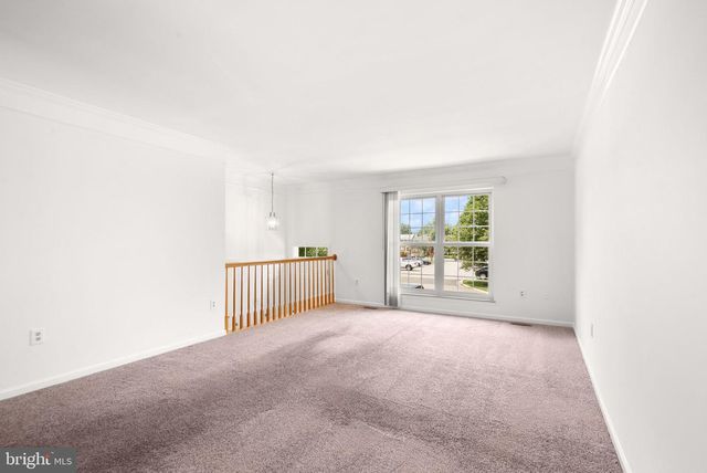 7369 RHONDDA DR, Lorton, VA 22079
