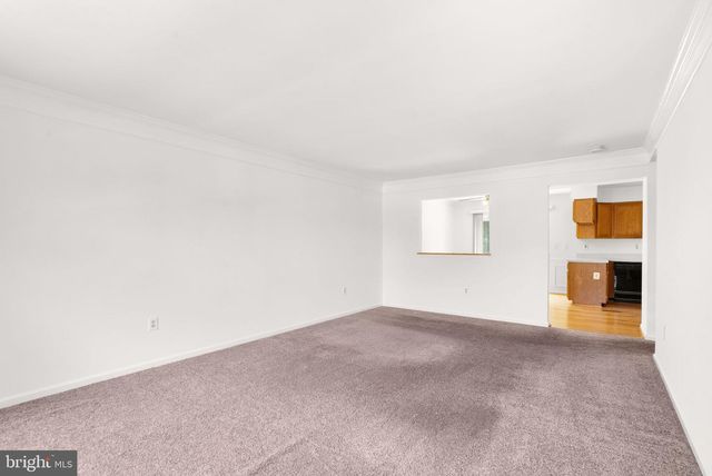 7369 RHONDDA DR, Lorton, VA 22079