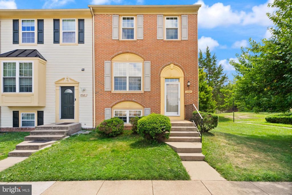 7369 RHONDDA DR, Lorton, VA 22079