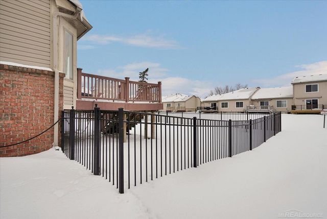 29397 Jennifer Drive, Chesterfield Twp, MI 48051