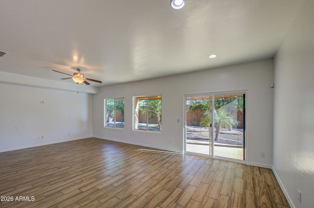 26119 W WAHALLA Lane, Buckeye, AZ 85396