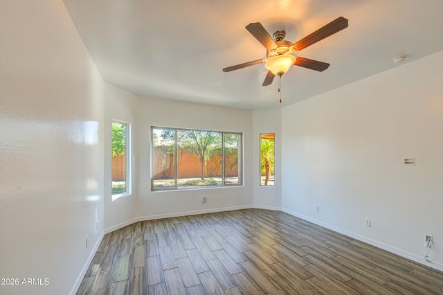 26119 W WAHALLA Lane, Buckeye, AZ 85396