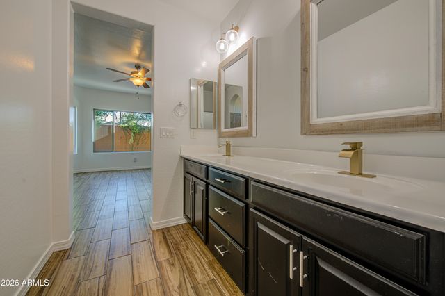 26119 W WAHALLA Lane, Buckeye, AZ 85396
