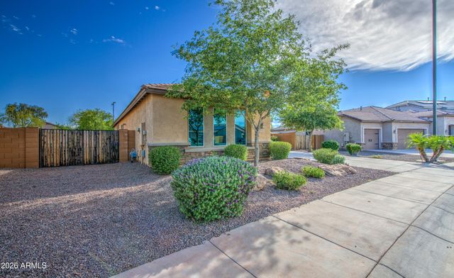 26119 W WAHALLA Lane, Buckeye, AZ 85396