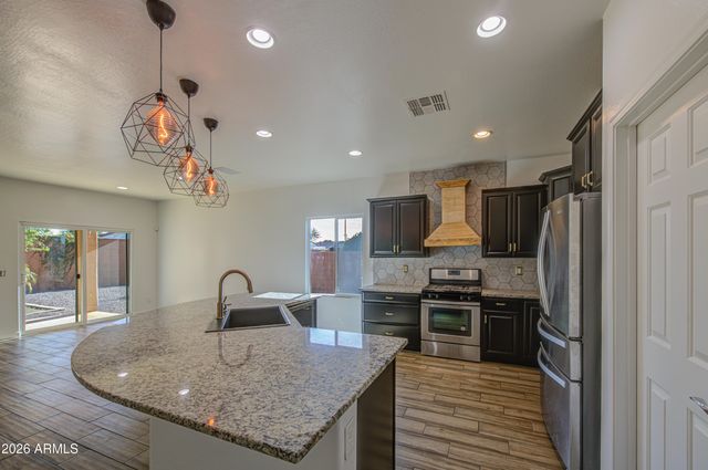 26119 W WAHALLA Lane, Buckeye, AZ 85396