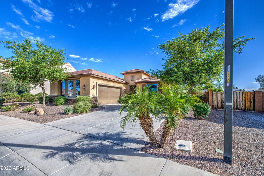26119 W WAHALLA Lane, Buckeye, AZ 85396