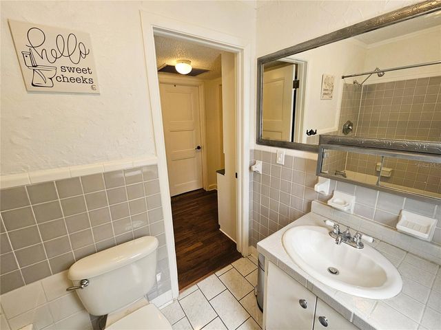 7301 N 13TH STREET, Tampa, FL 33604