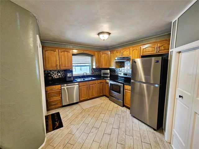 7301 N 13TH STREET, Tampa, FL 33604