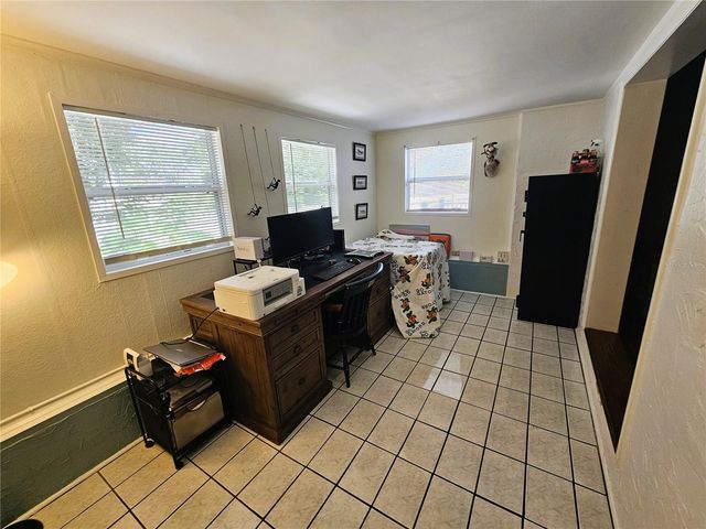 7301 N 13TH STREET, Tampa, FL 33604