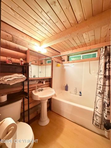 15700 Wild Salmon Way, Ninilchik, AK 99639