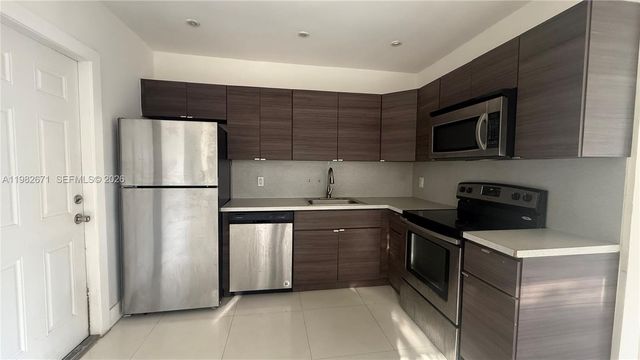 560 NE 67th St 1, Miami, FL 33138