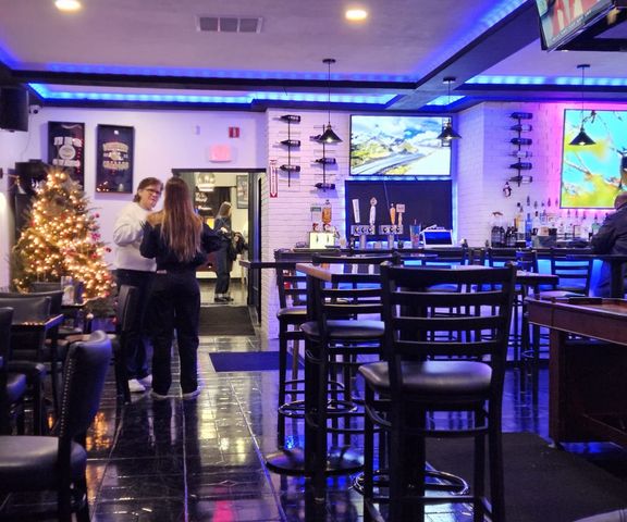 59 Putnam St, Winthrop, MA 02152