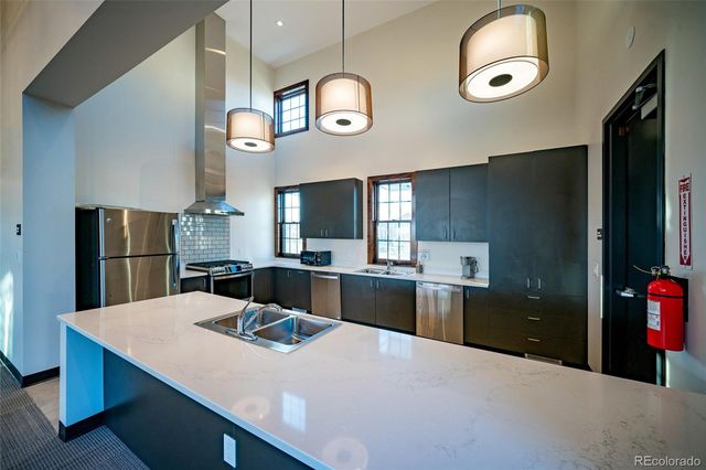 8958 Whiteclover Street, Littleton, CO 80125