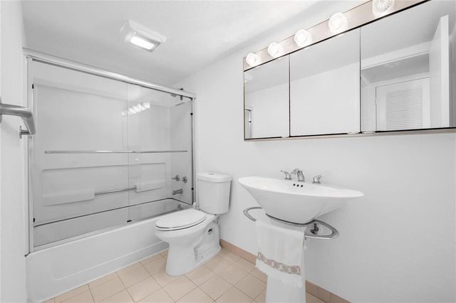 4800 Bayview 306, Fort Lauderdale, FL 33308
