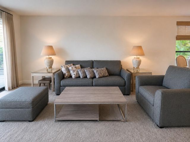 4800 Bayview 306, Fort Lauderdale, FL 33308