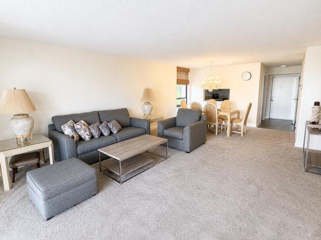 4800 Bayview 306, Fort Lauderdale, FL 33308