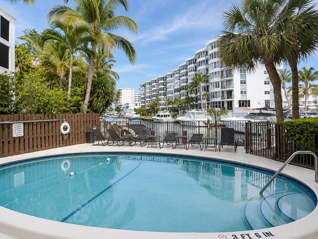 4800 Bayview 306, Fort Lauderdale, FL 33308
