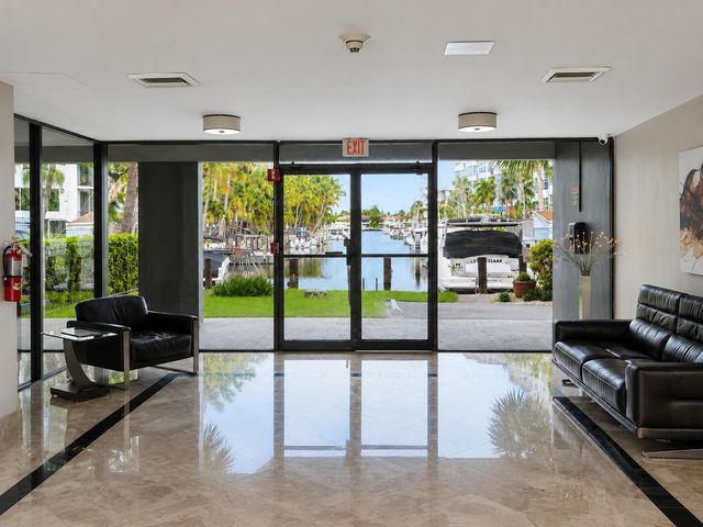 4800 Bayview 306, Fort Lauderdale, FL 33308